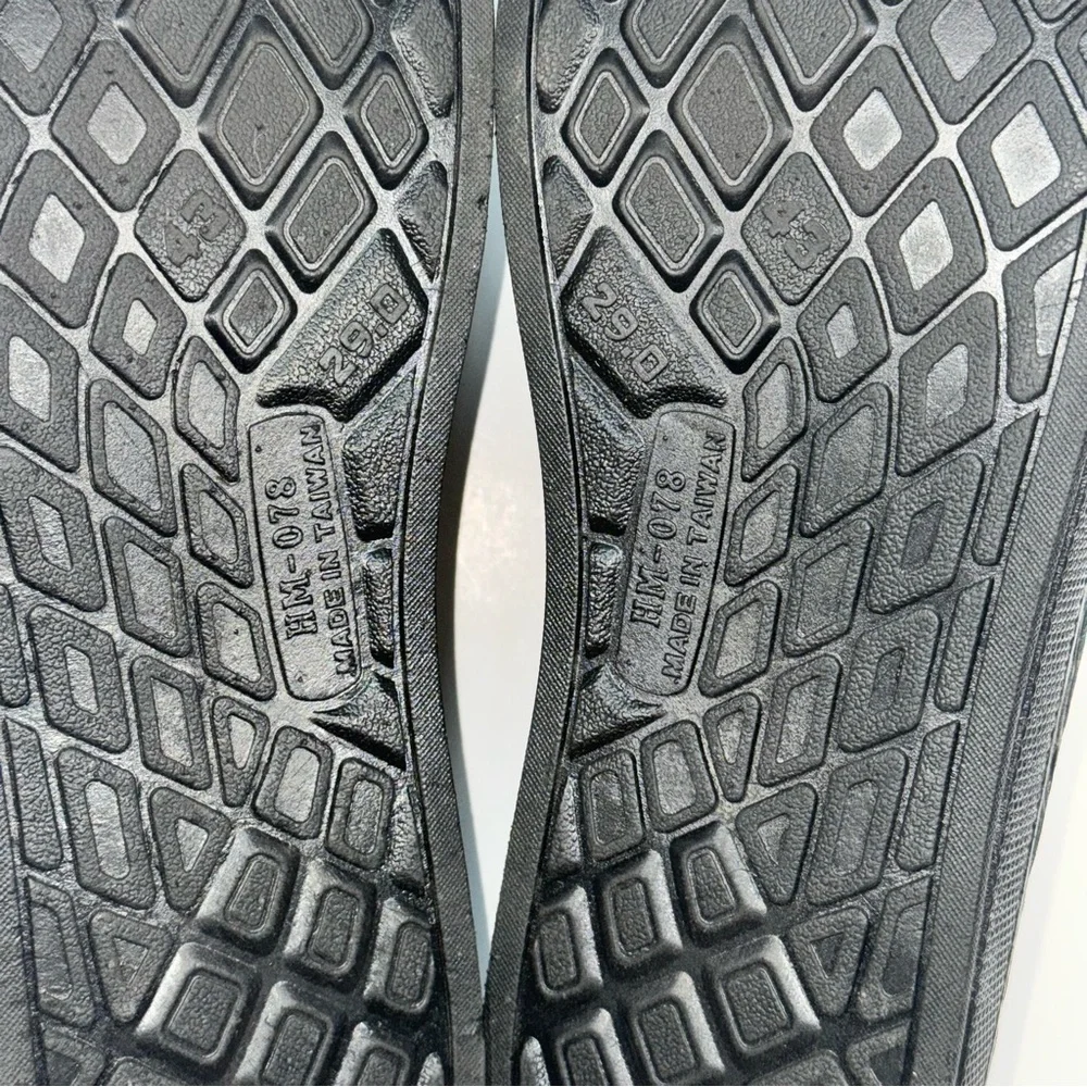 Black Breathable Slip-On Sandal Croc-like